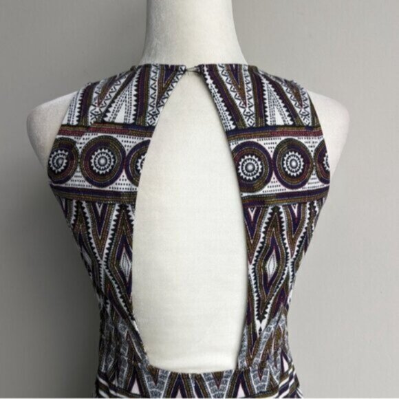 Geometric print sleeveless bodycon dress - Picture 6 of 7